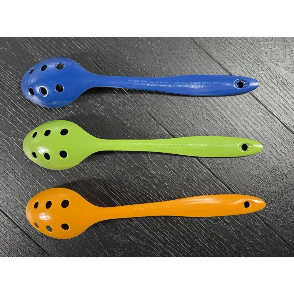 Unbranded melamine serving